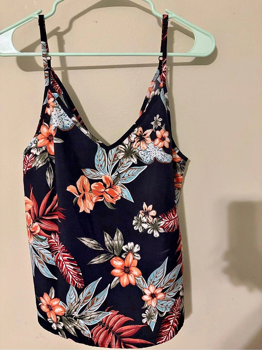 SHEIN Floral Camisole in Black & Orange Size Small Like New